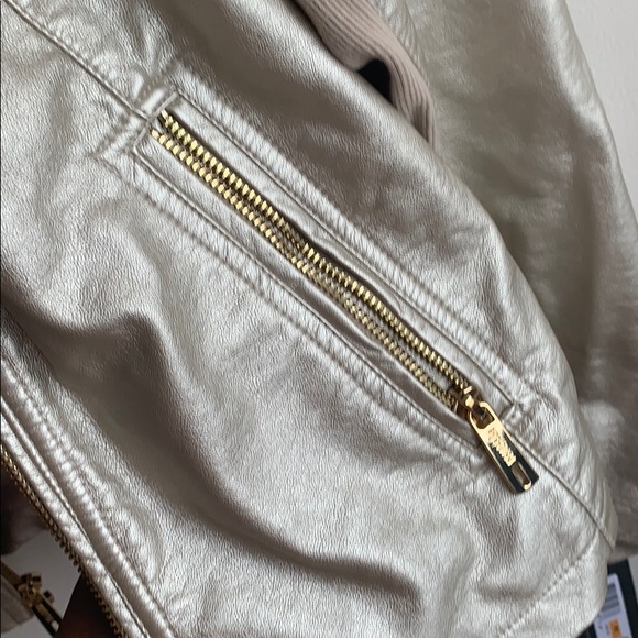 Light Metallic Tan / Gold Leather Jacket - Picture 4 of 7